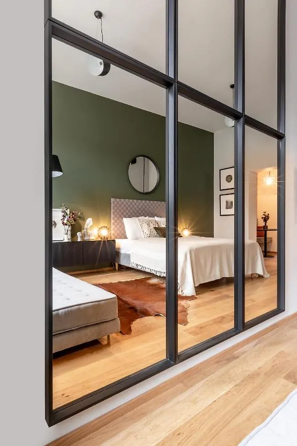 Turnkey I Main Bus Station Apartments Praga