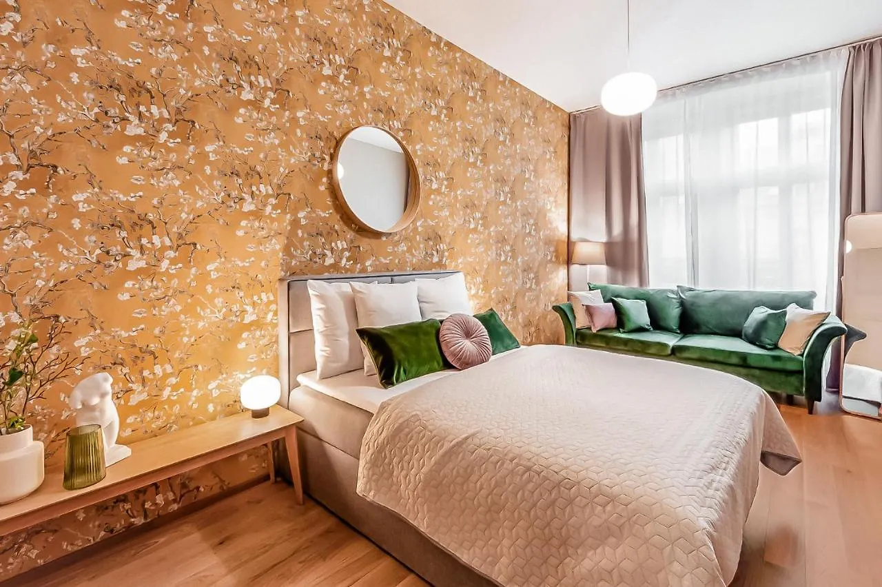 Turnkey I Main Bus Station Apartments location